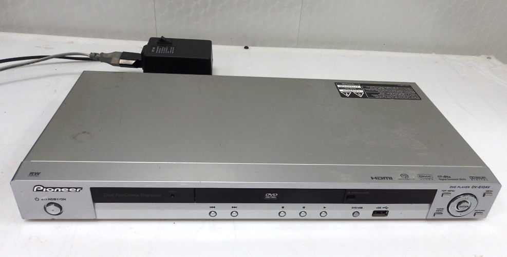 винтажная техника DVD-плеер (+ 2 шнура HDMI)