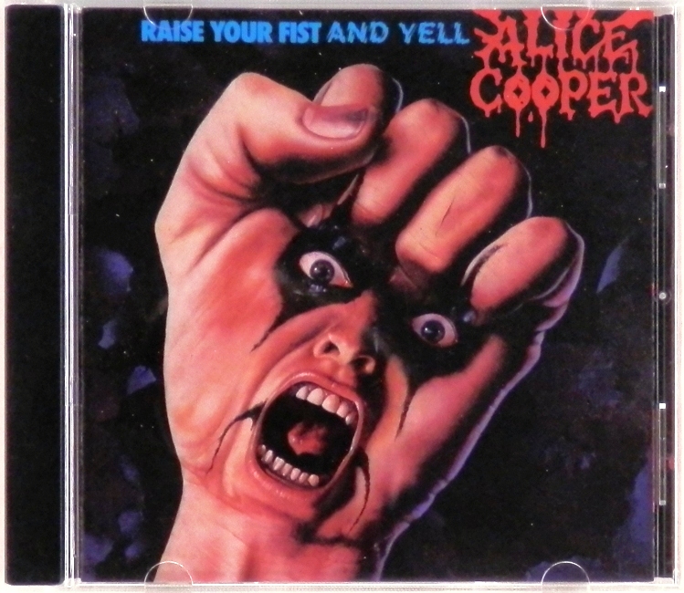 cd-диск Raise Your Fist and Yell (CD, booklet)
