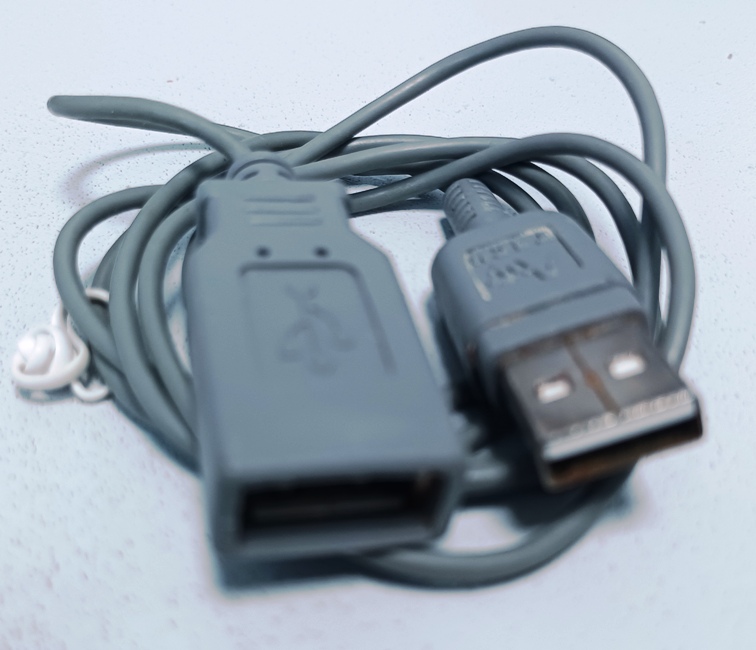 полезности USB-удлинитель (длина - 90 см)